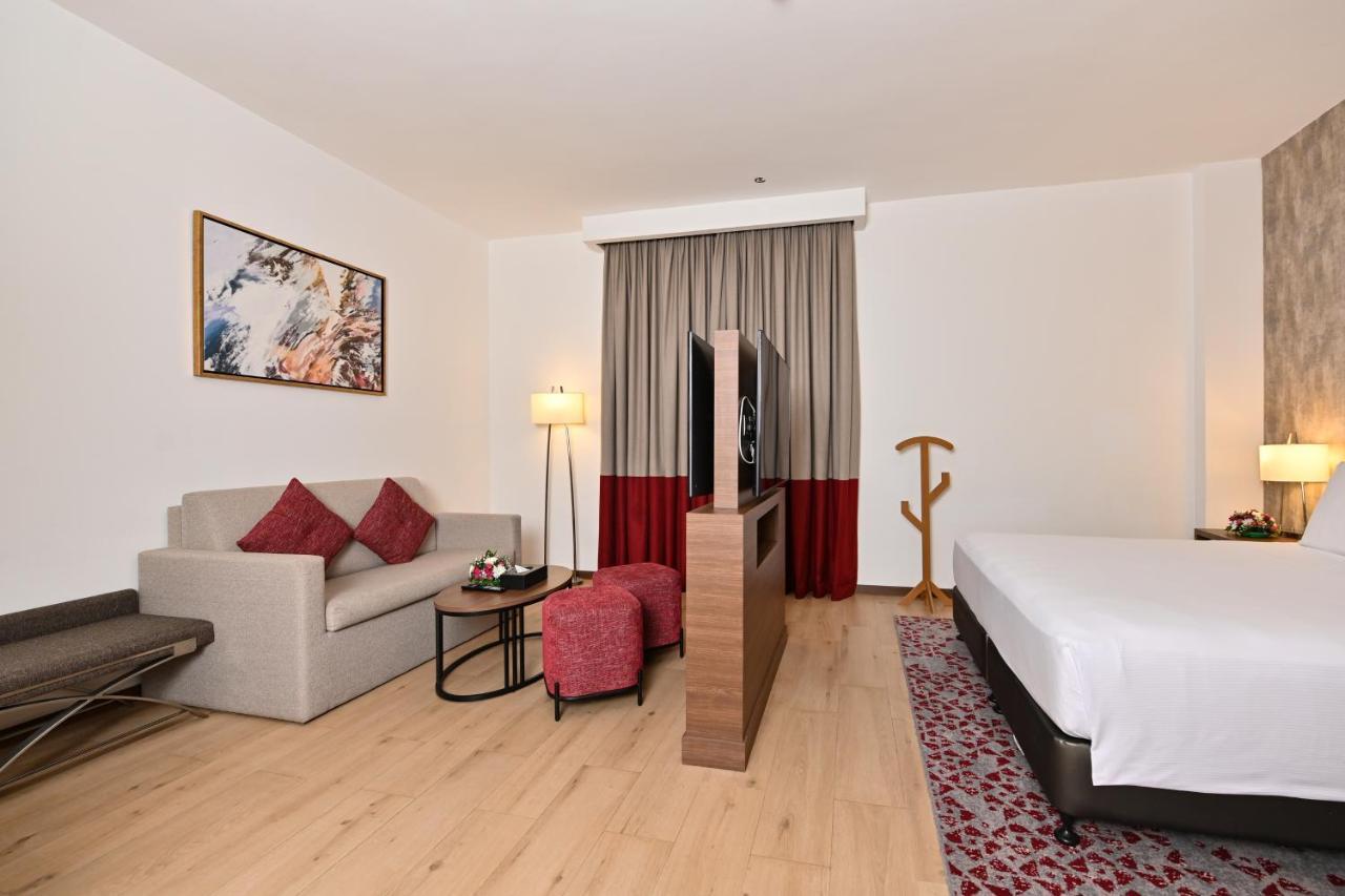 Comfort Hotel Jeddah King Road Eksteriør bilde