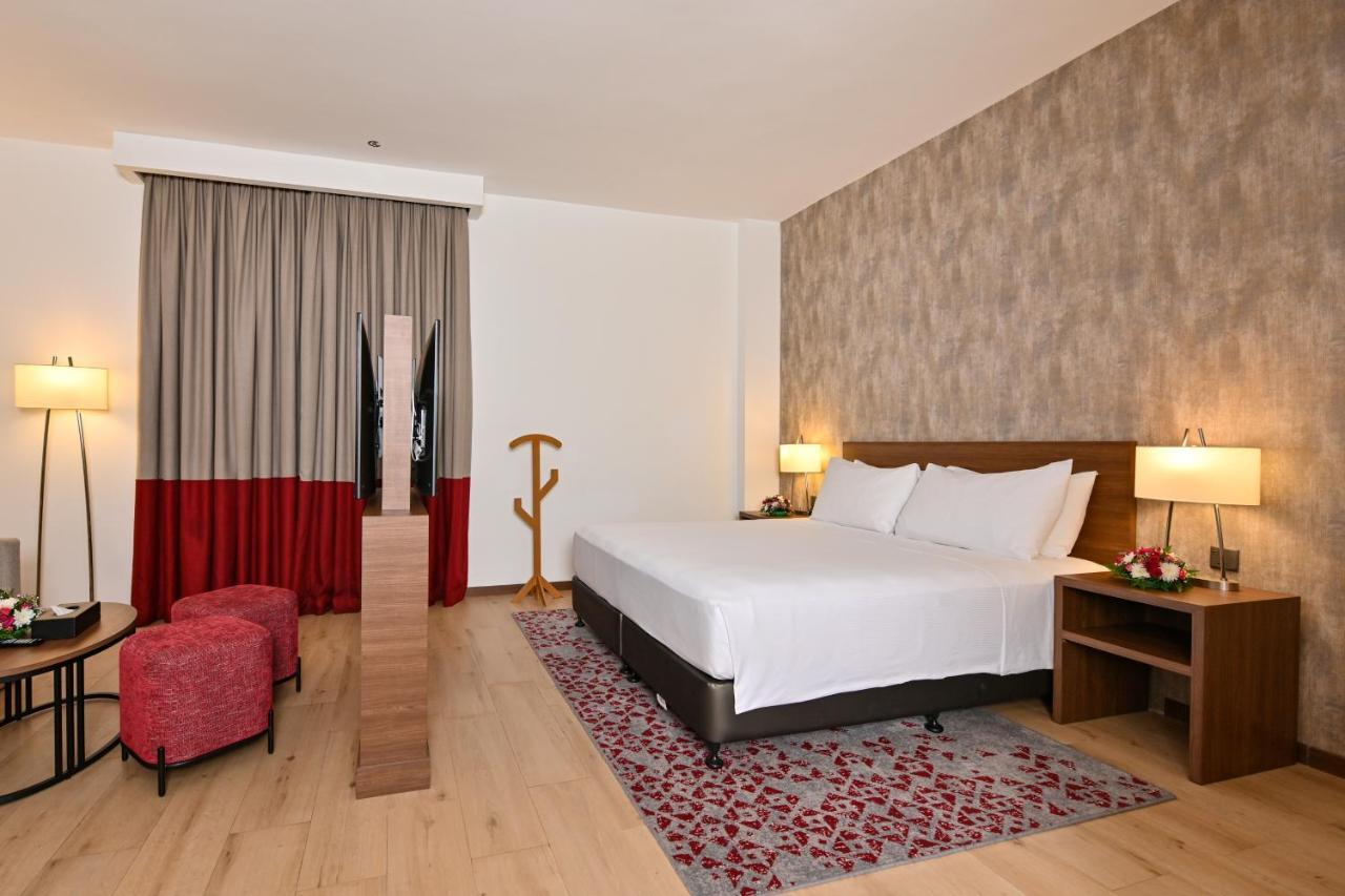 Comfort Hotel Jeddah King Road Eksteriør bilde