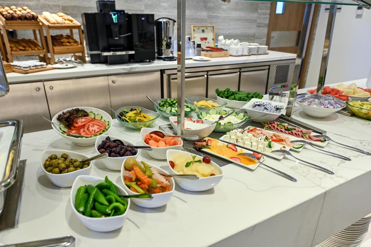 Comfort Hotel Jeddah King Road Eksteriør bilde