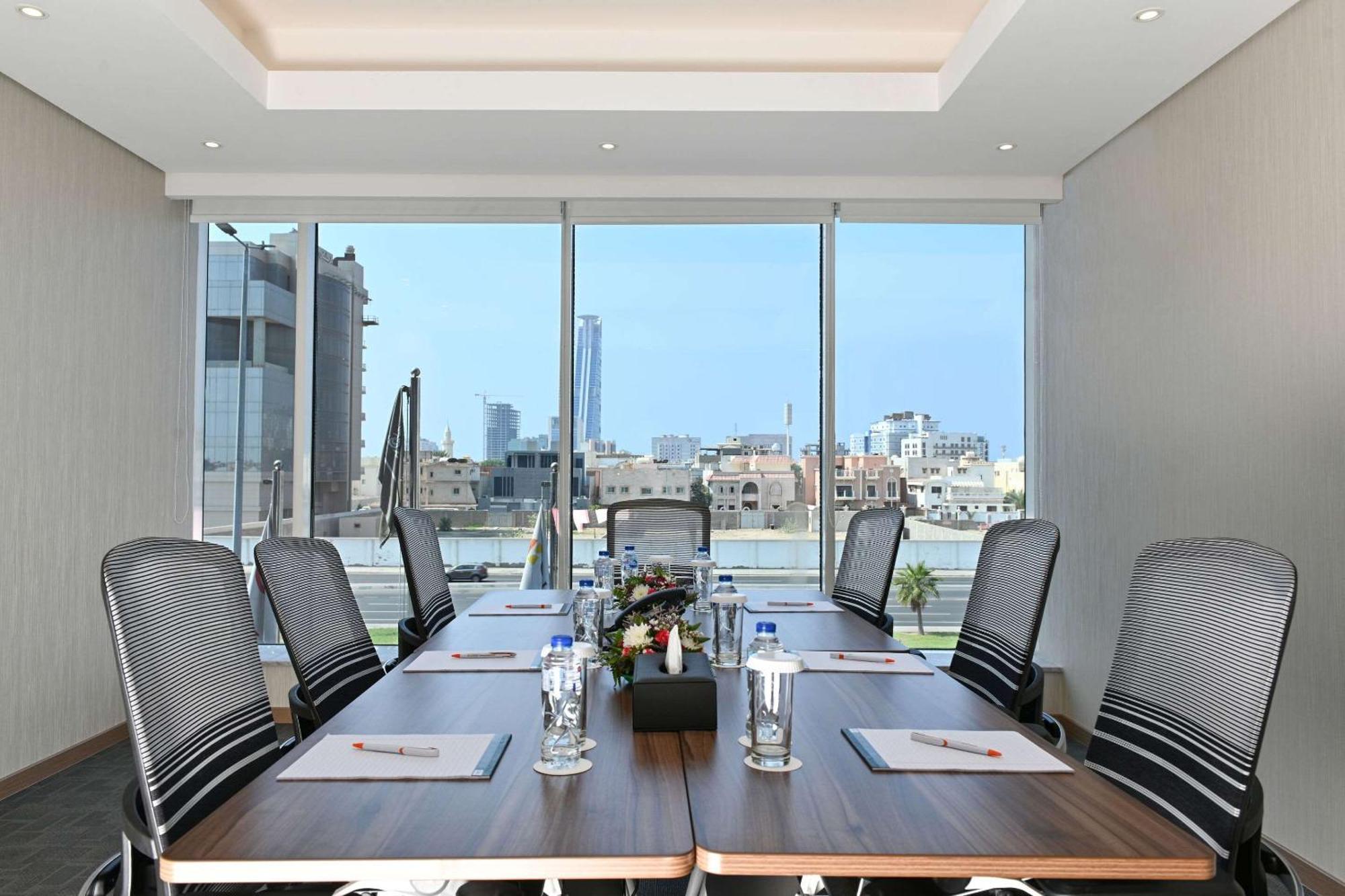 Comfort Hotel Jeddah King Road Eksteriør bilde