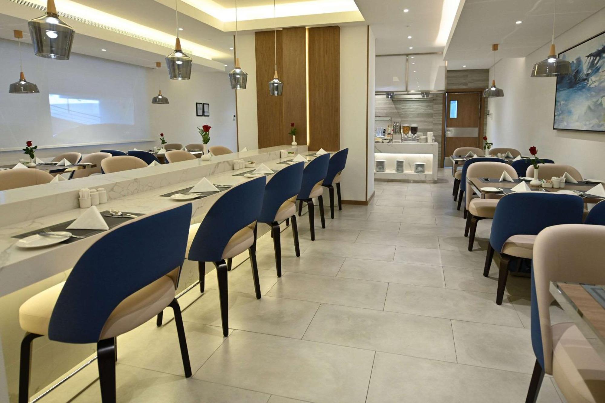 Comfort Hotel Jeddah King Road Eksteriør bilde